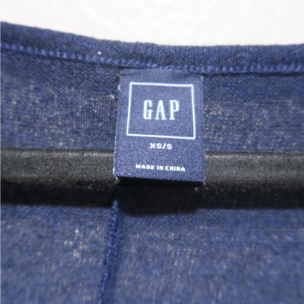 GAP Women's Deep Blue Sweatshirt - Picture 2 of 3